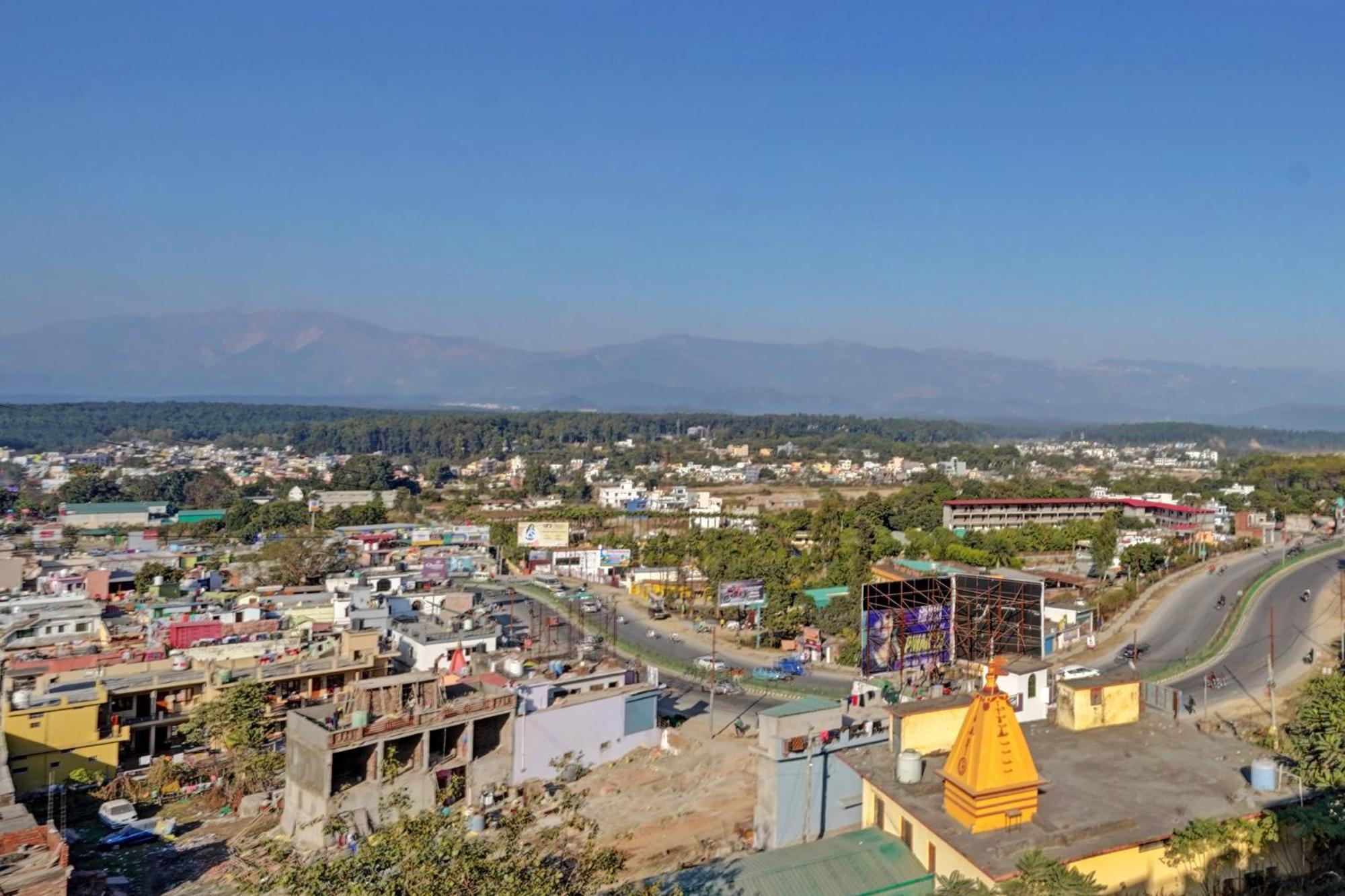 Hotel O Aryan Home Stay Дехрадун Экстерьер фото